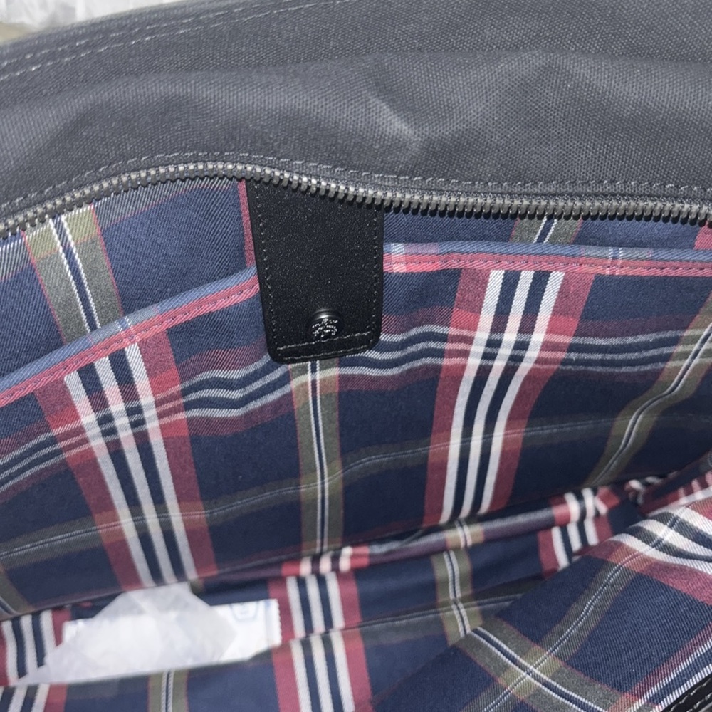 Brooks Brothers laptop bag - LAST ONE!!!!☝️ - Picture 6 of 8